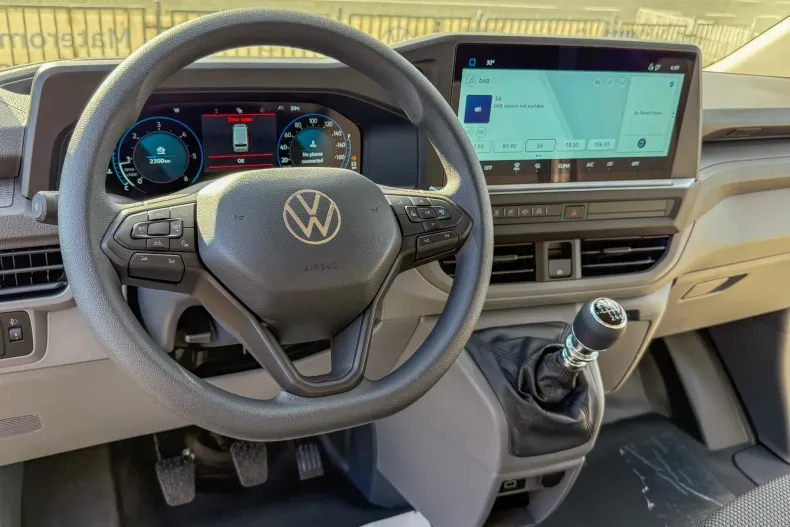 Volkswagen Transporter din 2025 cu 3 km - oferta VOL104539 - foto 17