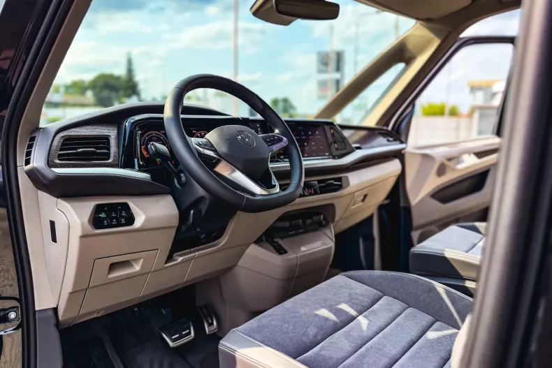Volkswagen Multivan din 2025 cu 3 km - oferta VOL104540 - foto 13