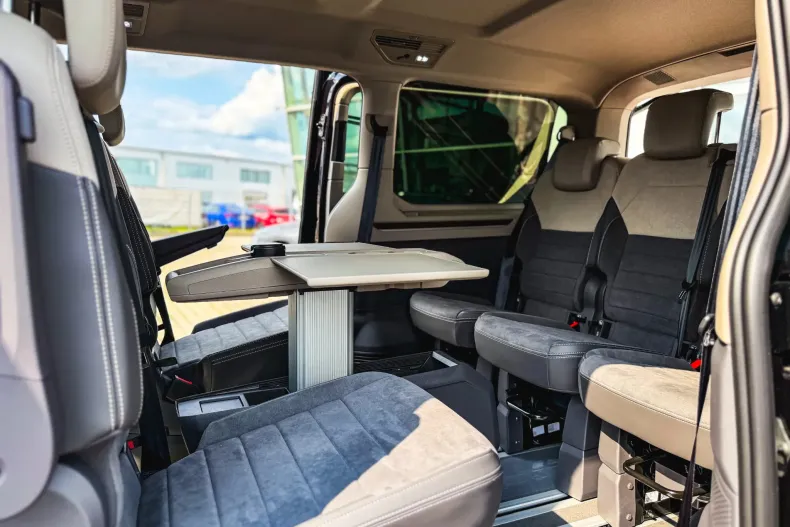 Volkswagen Multivan din 2025 cu 3 km - oferta VOL104540 - foto 17