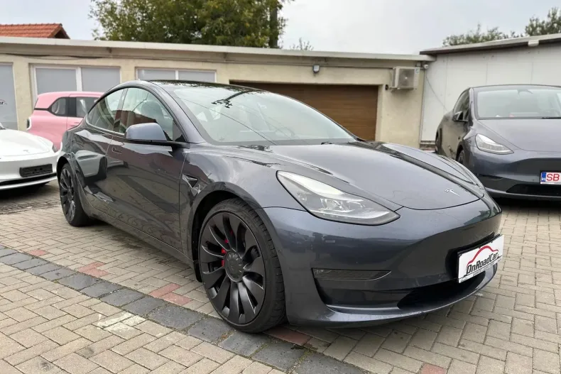 Tesla Model 3 din 2021 cu 28.123 km - oferta TES104550 - foto 2