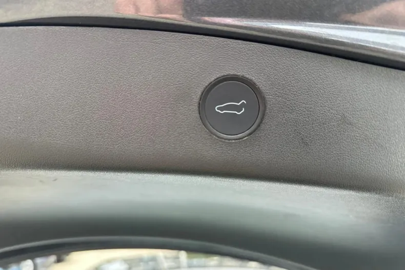 Tesla Model 3 din 2021 cu 28.123 km - oferta TES104550 - foto 31