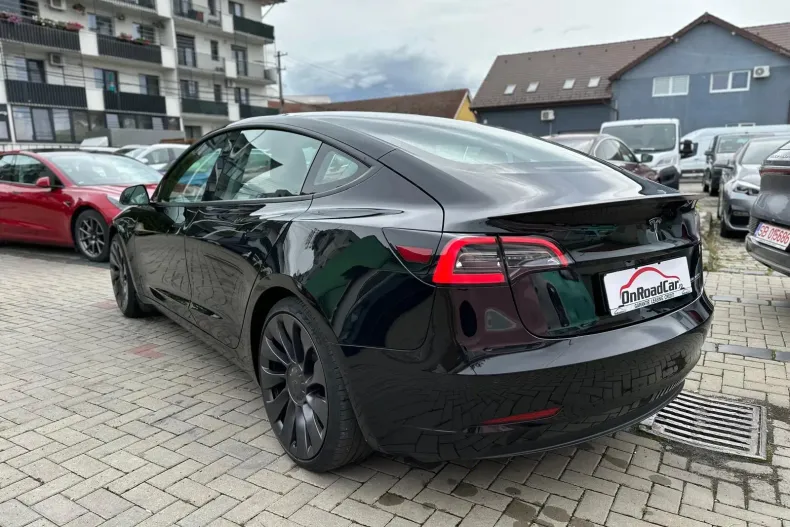 Tesla Model 3 din 2021 cu 57.793 km - oferta TES104552 - foto 3