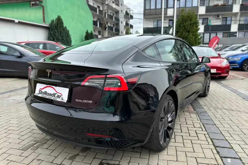 Tesla Model 3 din 2021 cu 57.793 km - oferta TES104552 - foto 4