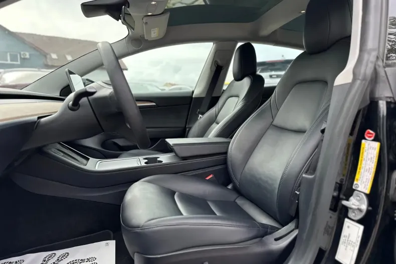 Tesla Model 3 din 2021 cu 57.793 km - oferta TES104552 - foto 29