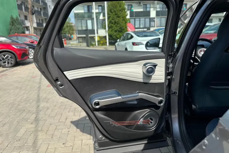 BYD ATTO 3 din 2023 cu 27.358 km - oferta BYD104553 - foto 33