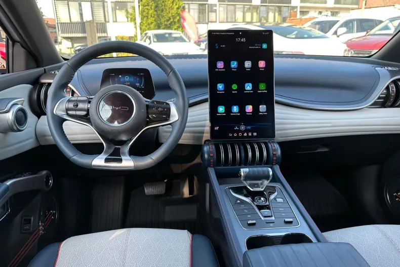 BYD ATTO 3 din 2023 cu 15.911 km - oferta BYD104554 - foto 8