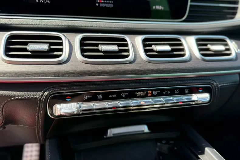 Mercedes-Benz GLE din 2021 cu 63.000 km - oferta MER104555 - foto 21