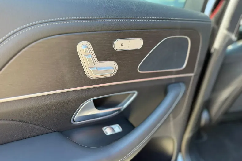 Mercedes-Benz GLE din 2021 cu 63.000 km - oferta MER104555 - foto 29