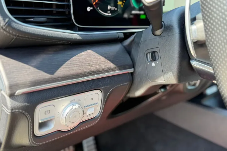 Mercedes-Benz GLE din 2021 cu 63.000 km - oferta MER104555 - foto 35