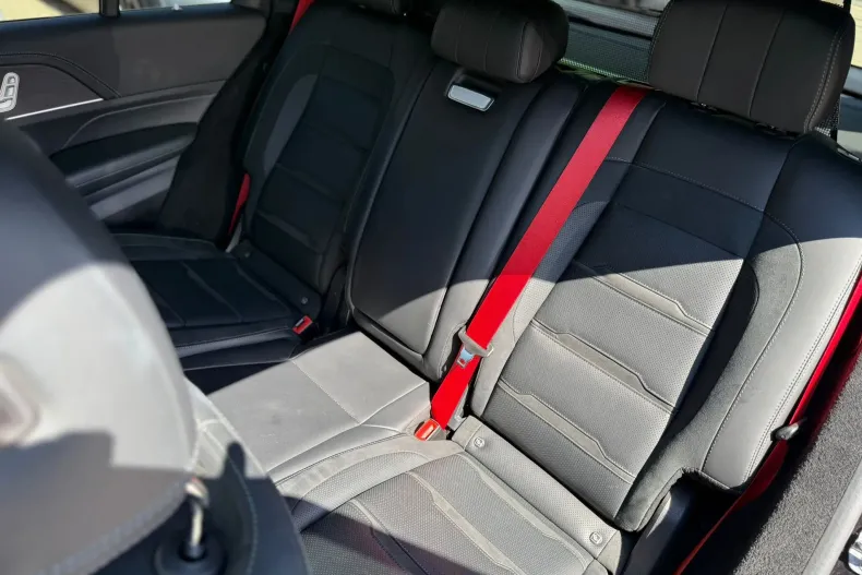 Mercedes-Benz GLE din 2021 cu 63.000 km - oferta MER104555 - foto 37