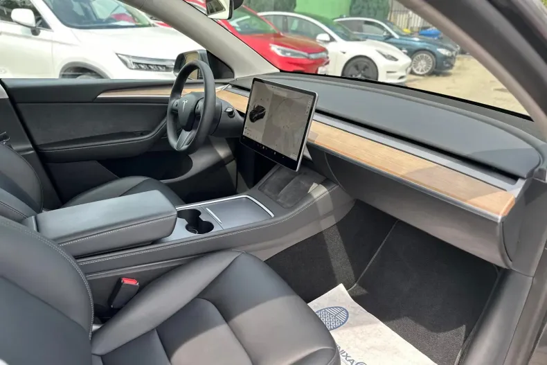 Tesla Model Y din 2021 cu 99.990 km - oferta TES104556 - foto 11