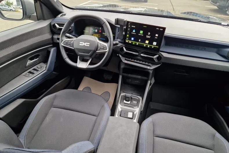 Dacia Duster din 2025 cu 4.595 km - oferta DAC104573 - foto 3