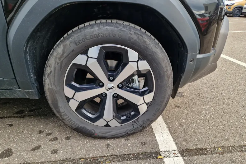 Dacia Duster din 2025 cu 4.595 km - oferta DAC104573 - foto 12