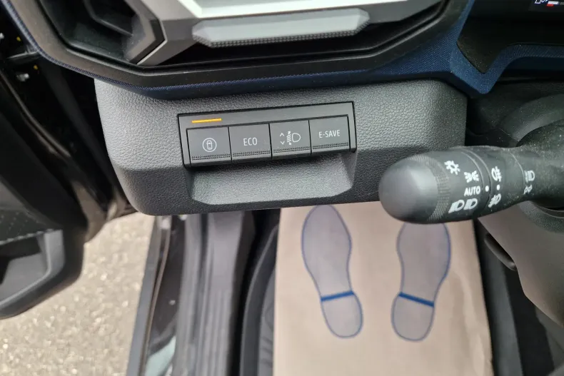 Dacia Duster din 2025 cu 4.595 km - oferta DAC104573 - foto 17