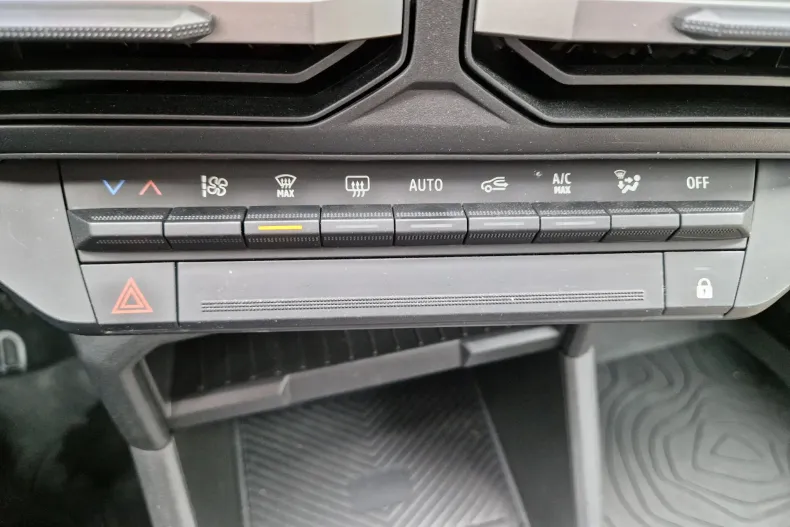 Dacia Duster din 2025 cu 4.595 km - oferta DAC104573 - foto 23