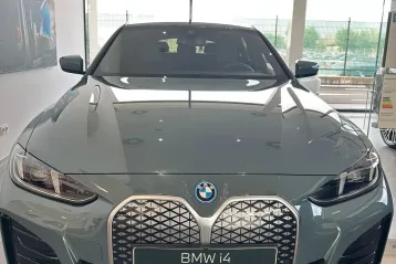 BMW i4 din 2025 - oferta BMW104576