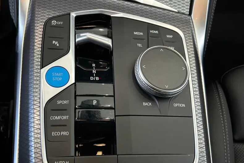 BMW i4 din 2025 cu 1 km - oferta BMW104576 - foto 10