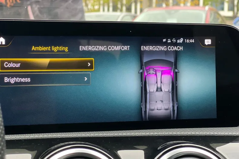 Mercedes-Benz CLA din 2024 cu 37.000 km - oferta MER104583 - foto 22