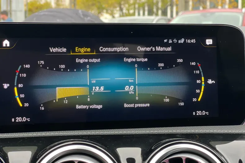 Mercedes-Benz CLA din 2024 cu 37.000 km - oferta MER104583 - foto 24