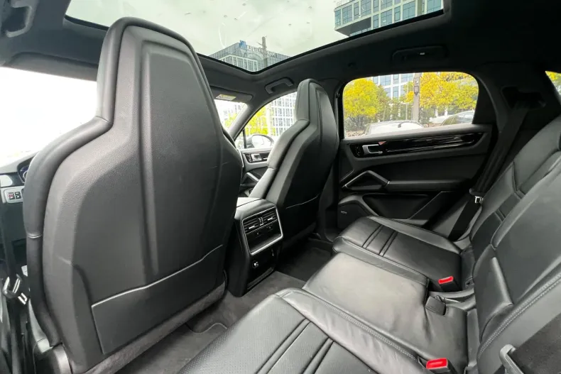 Porsche Cayenne din 2020 cu 128.000 km - oferta POR104587 - foto 14