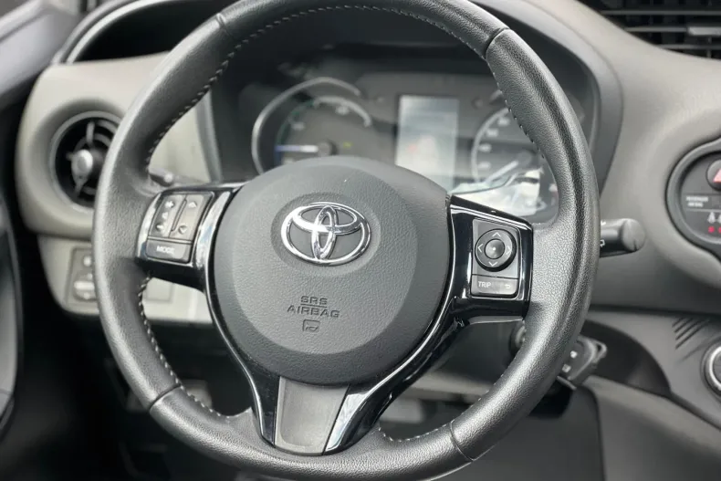 Toyota Yaris din 2019 cu 55.000 km - oferta TOY104596 - foto 12