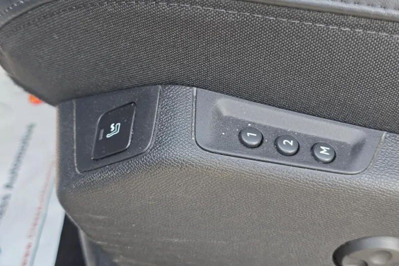 Peugeot 3008 din 2019 cu 79.462 km - oferta PEU104601 - foto 8