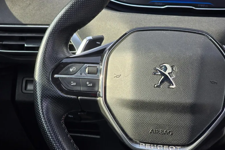 Peugeot 3008 din 2019 cu 79.462 km - oferta PEU104601 - foto 14