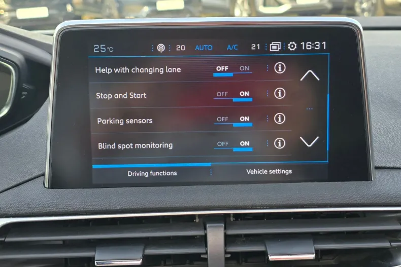 Peugeot 3008 din 2019 cu 79.462 km - oferta PEU104601 - foto 25