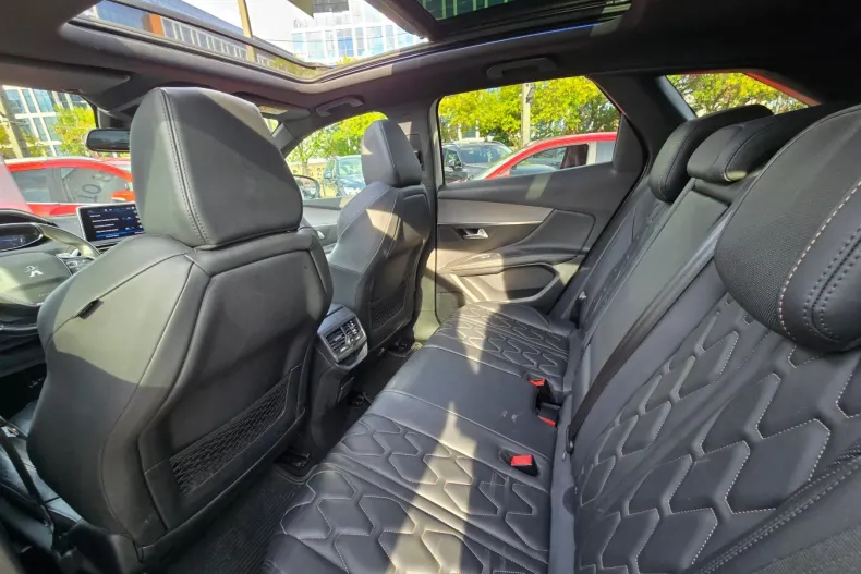 Peugeot 3008 din 2019 cu 79.462 km - oferta PEU104601 - foto 30