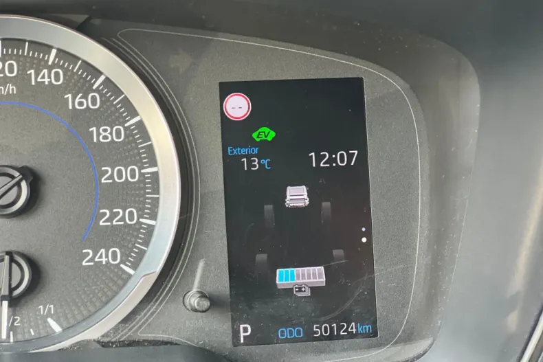 Toyota Corolla din 2021 cu 49.782 km - oferta TOY104604 - foto 18