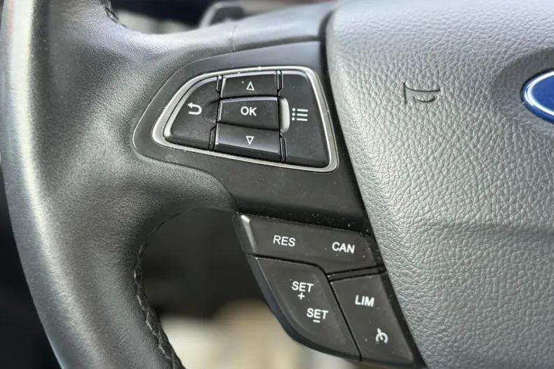 Ford EcoSport din 2019 cu 63.705 km - oferta FOR104606 - foto 20