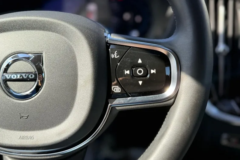 Volvo V60 din 2024 cu 41.091 km - oferta VOL104608 - foto 14