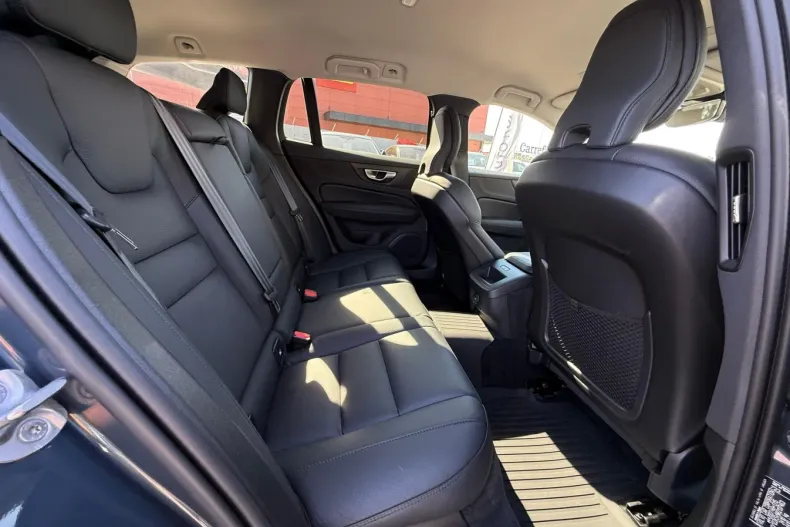 Volvo V60 din 2024 cu 41.091 km - oferta VOL104608 - foto 25