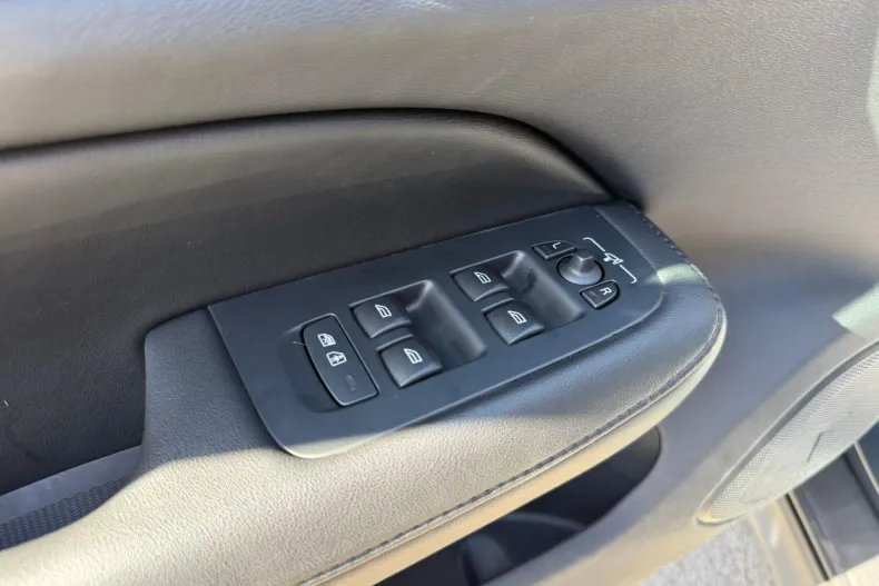 Volvo V60 din 2024 cu 41.091 km - oferta VOL104608 - foto 27