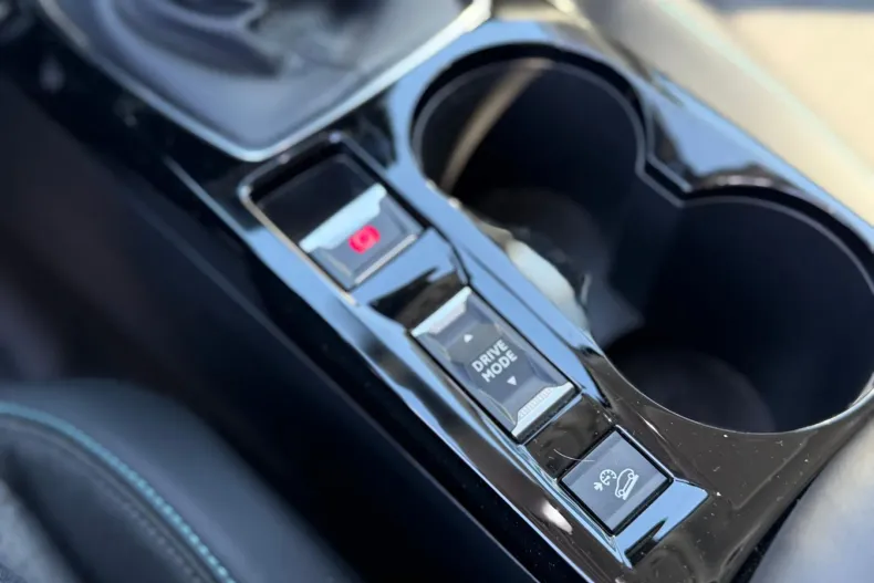 Peugeot 2008 din 2022 cu 38.072 km - oferta PEU104616 - foto 19