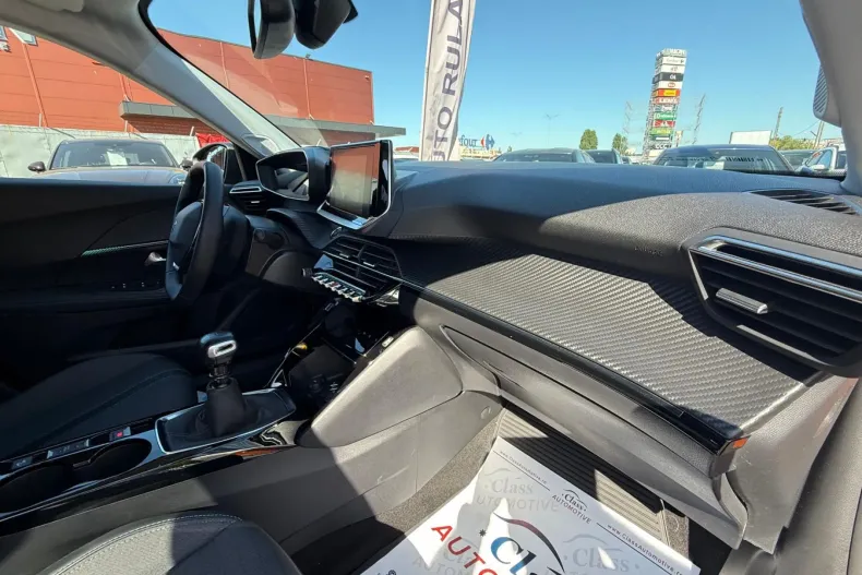 Peugeot 2008 din 2022 cu 38.072 km - oferta PEU104616 - foto 24