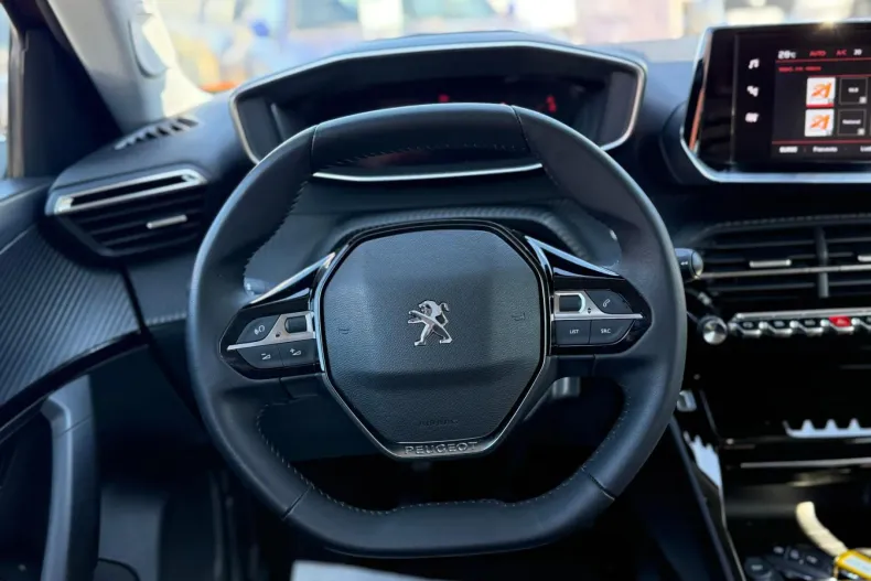 Peugeot 2008 din 2022 cu 38.072 km - oferta PEU104616 - foto 26