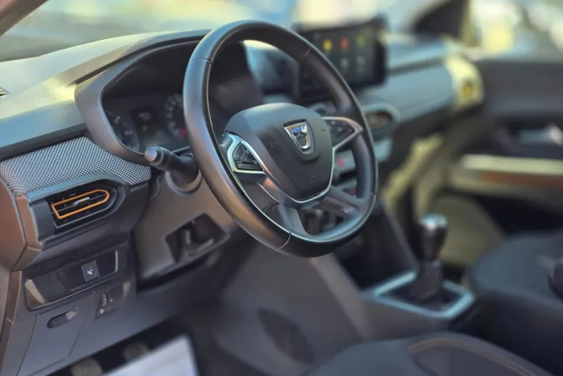 Dacia Sandero din 2023 cu 66.586 km - oferta DAC104621 - foto 9