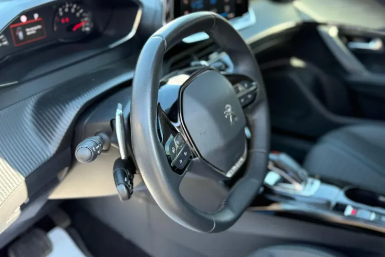 Peugeot 2008 din 2022 cu 17.146 km - oferta PEU104625 - foto 7