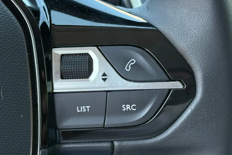 Peugeot 2008 din 2022 cu 17.146 km - oferta PEU104625 - foto 14