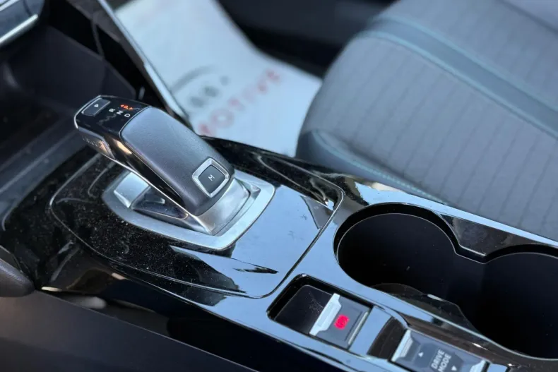 Peugeot 2008 din 2022 cu 17.146 km - oferta PEU104625 - foto 20