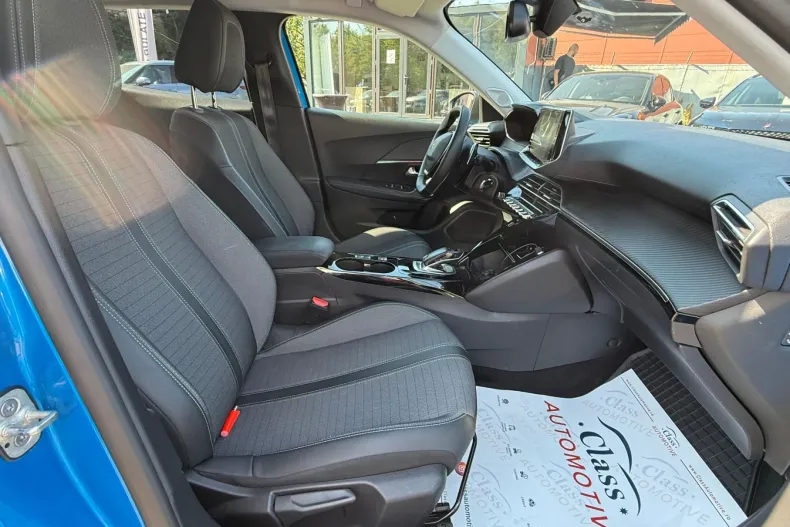Peugeot 2008 din 2022 cu 17.146 km - oferta PEU104625 - foto 22