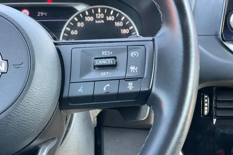 Nissan Qashqai din 2023 cu 97.000 km - oferta NIS104635 - foto 17