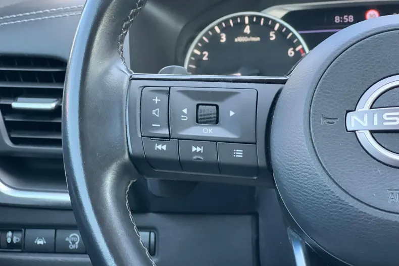 Nissan Qashqai din 2023 cu 97.000 km - oferta NIS104635 - foto 18