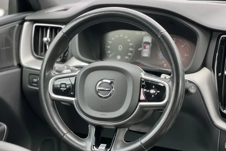 Volvo XC60 din 2020 cu 142.000 km - oferta VOL104638 - foto 16