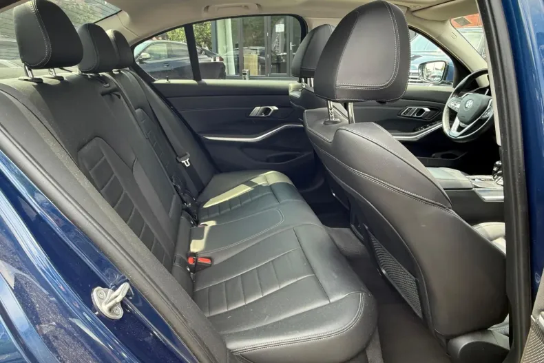 BMW Seria 3 din 2022 cu 135.935 km - oferta BMW104647 - foto 27