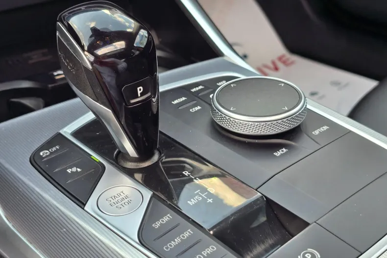 BMW Seria 3 din 2022 cu 121.591 km - oferta BMW104662 - foto 8