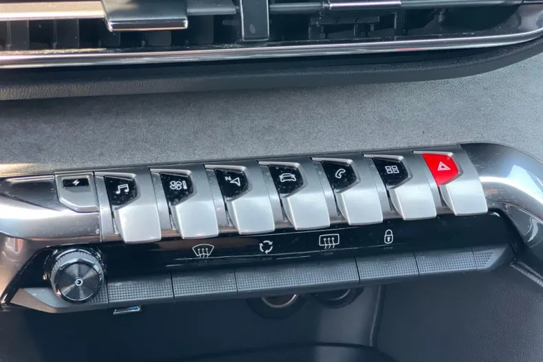 Peugeot 3008 din 2022 cu 89.000 km - oferta PEU104667 - foto 36