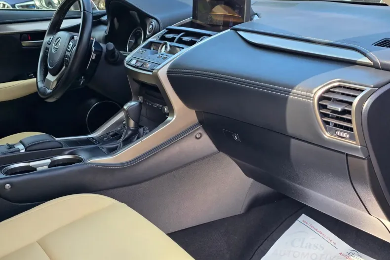 Lexus Seria NX din 2020 cu 75.949 km - oferta LEX104671 - foto 12