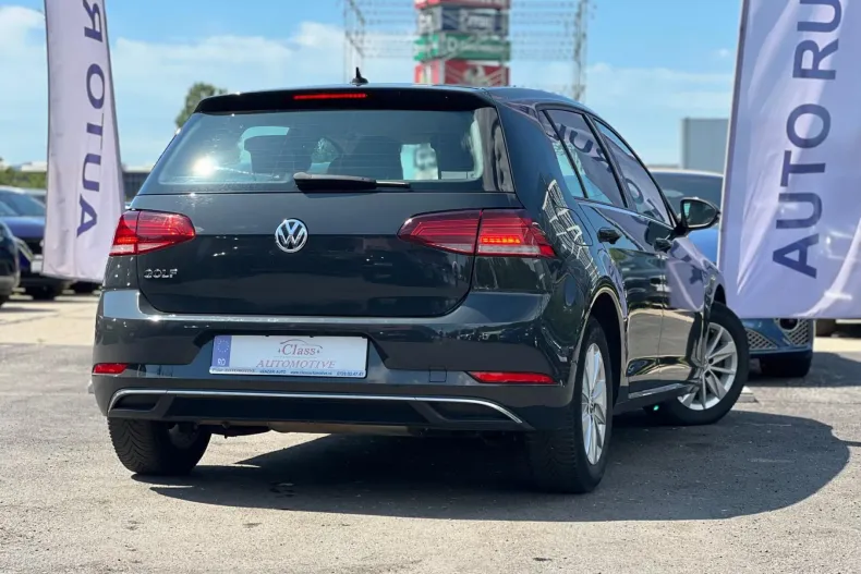 Volkswagen Golf din 2019 cu 143.257 km - oferta VOL104675 - foto 8